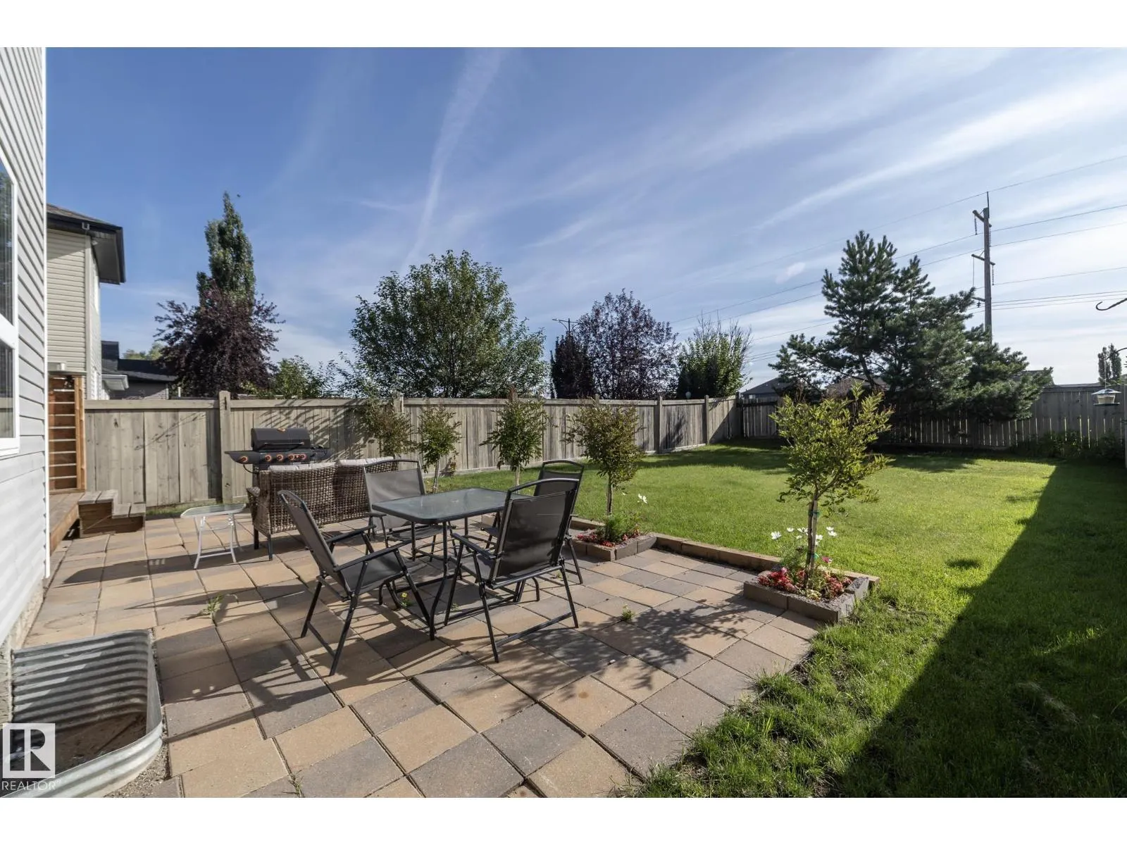 301 BIRCHWOOD DR