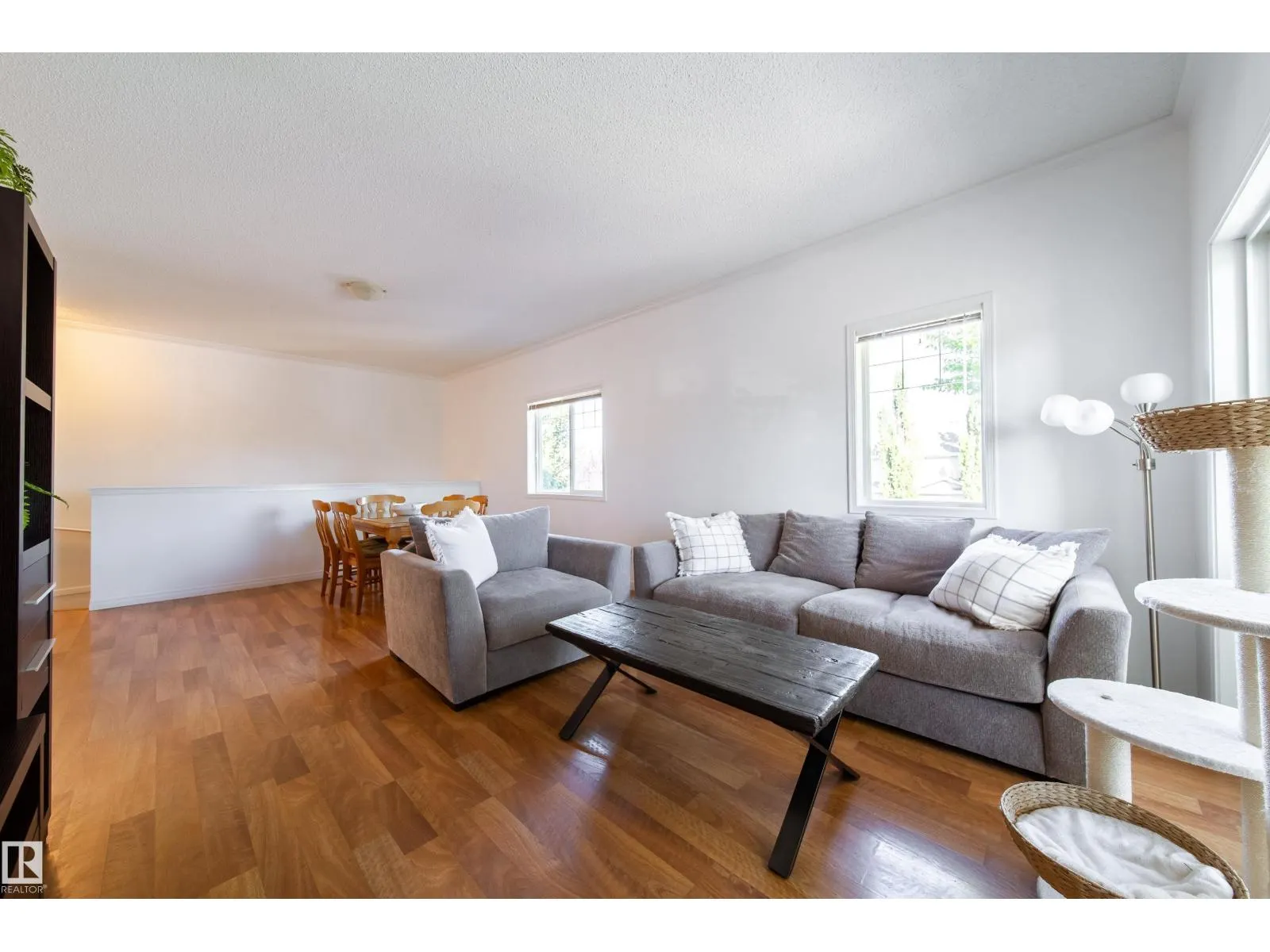 #39D 79 BELLEROSE DR