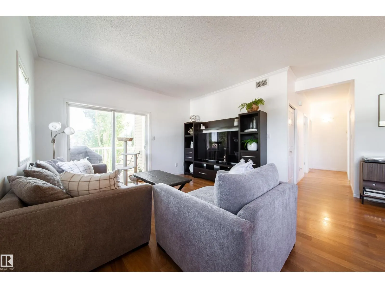 #39D 79 BELLEROSE DR