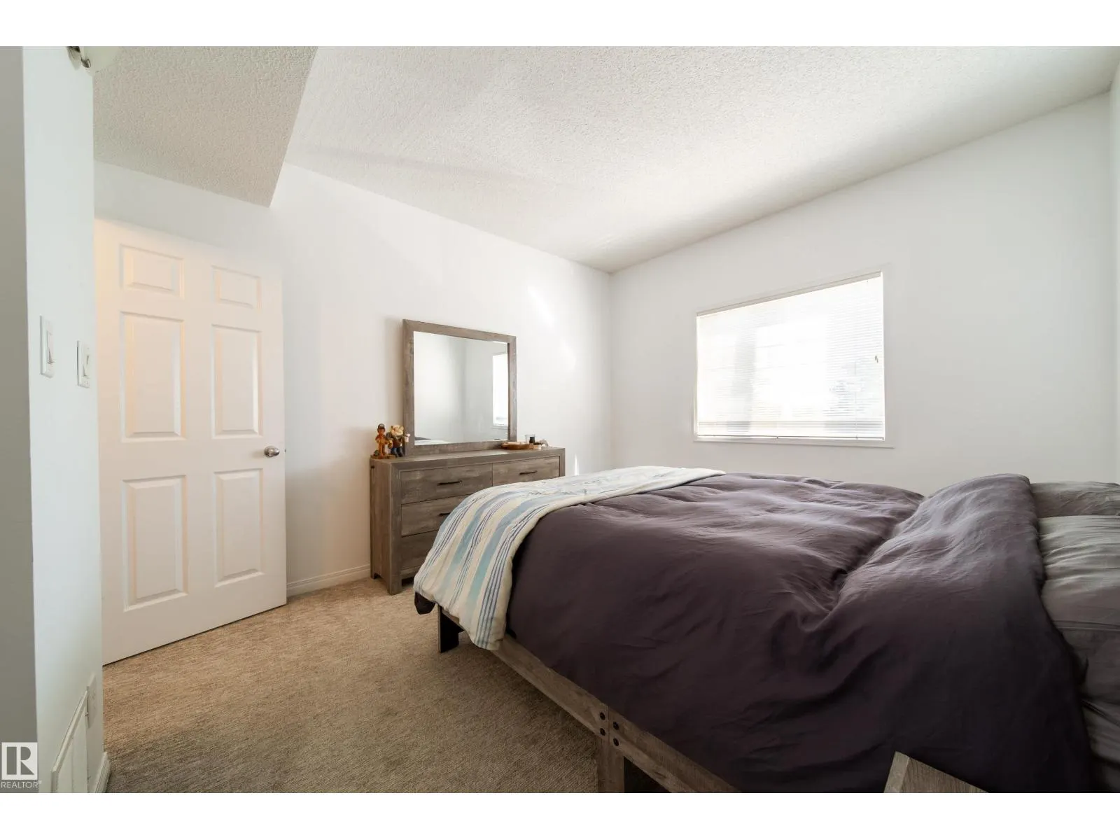 #39D 79 BELLEROSE DR