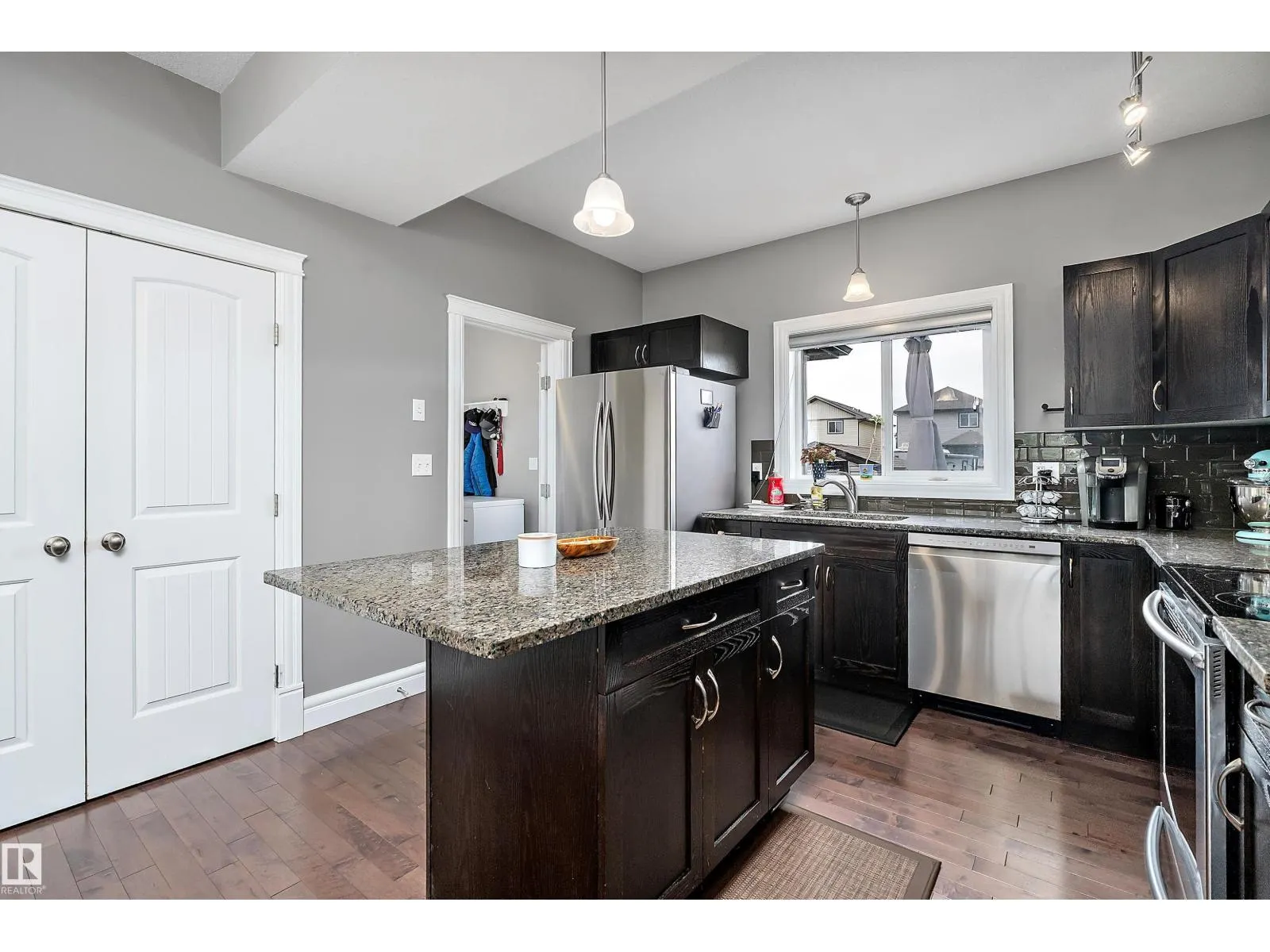 210 SCHUBERT ST