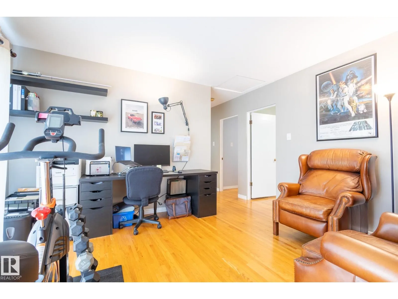 9015 157 ST NW