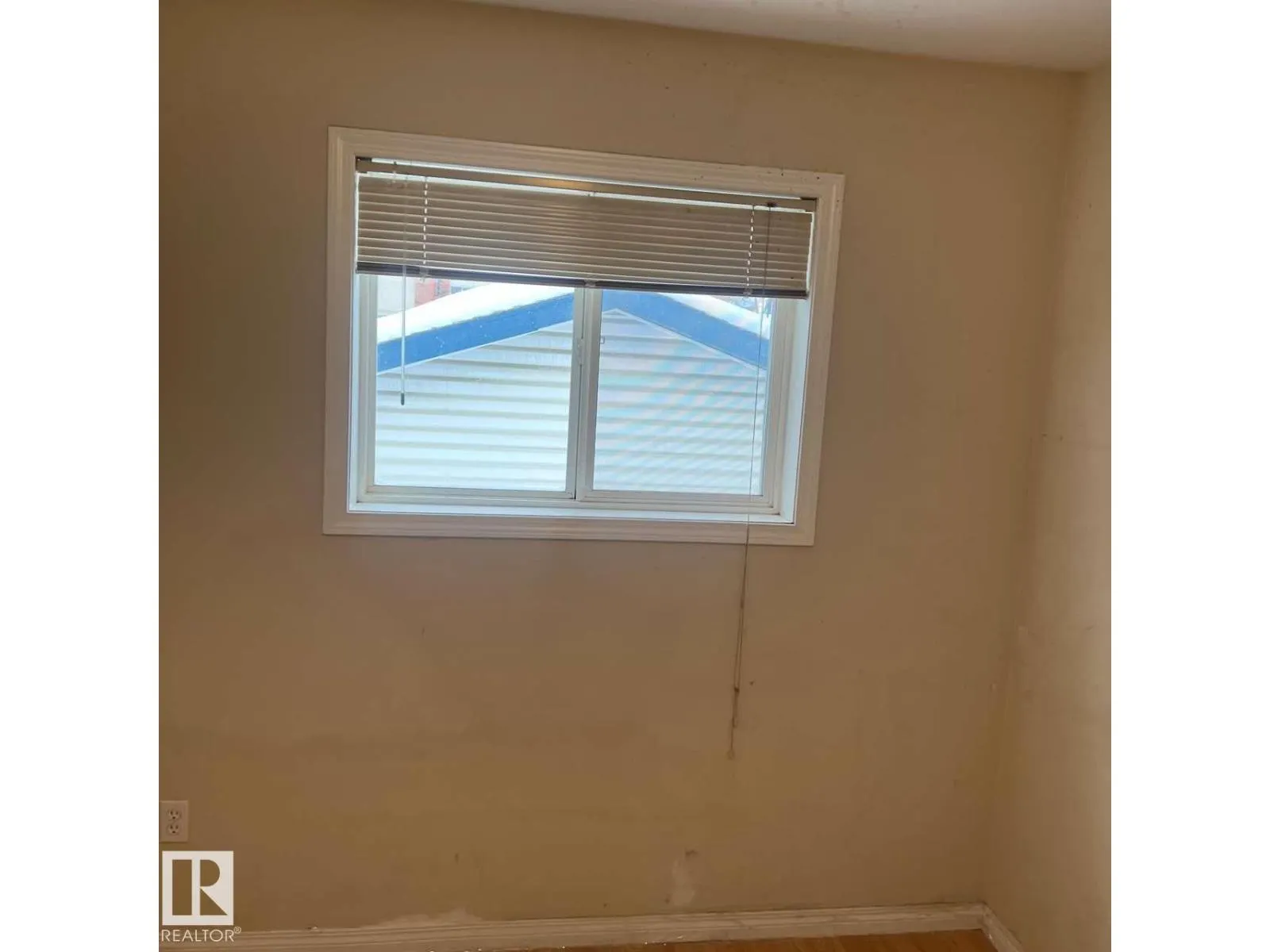 9518 106 AV NW