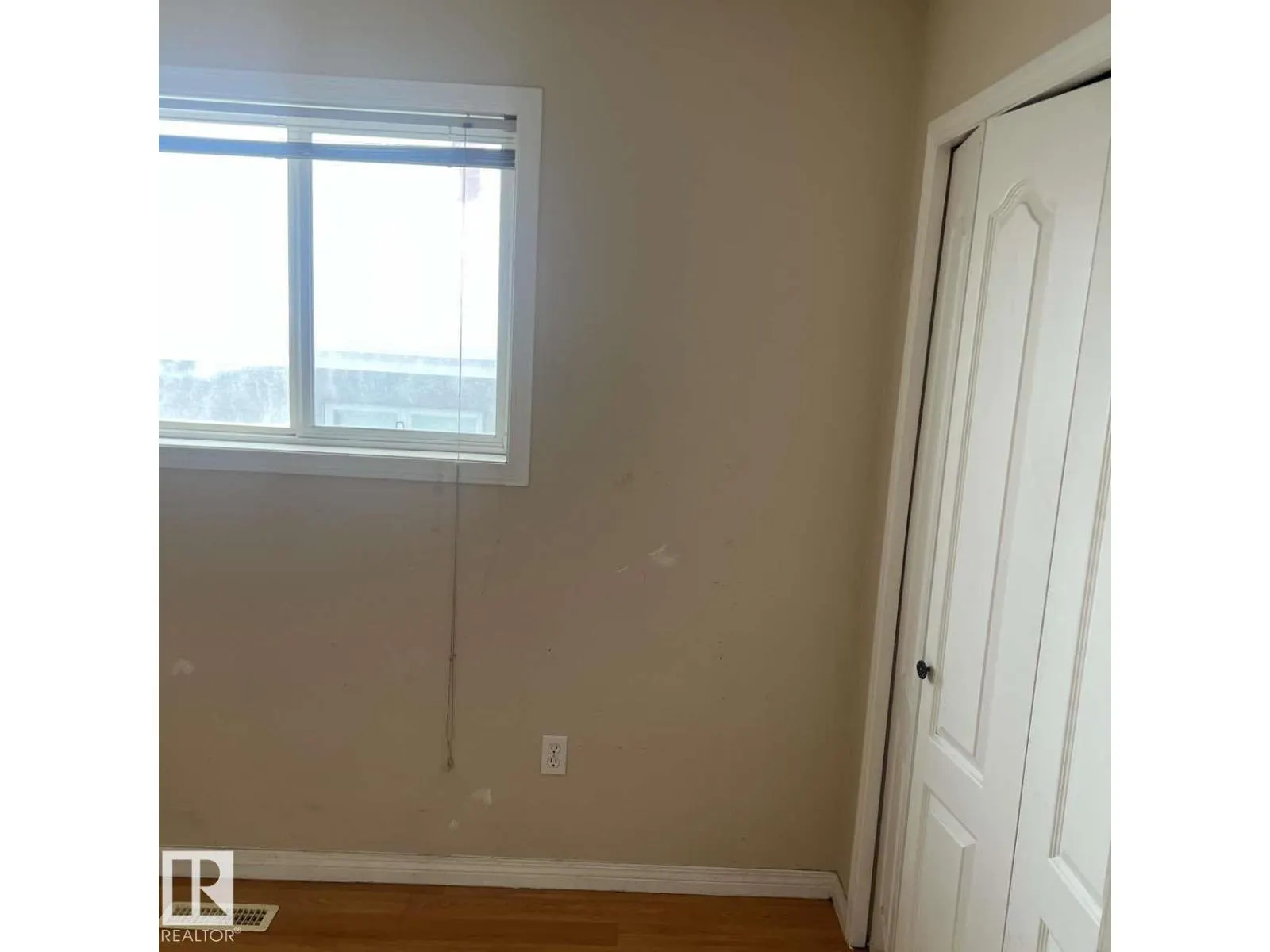 9518 106 AV NW