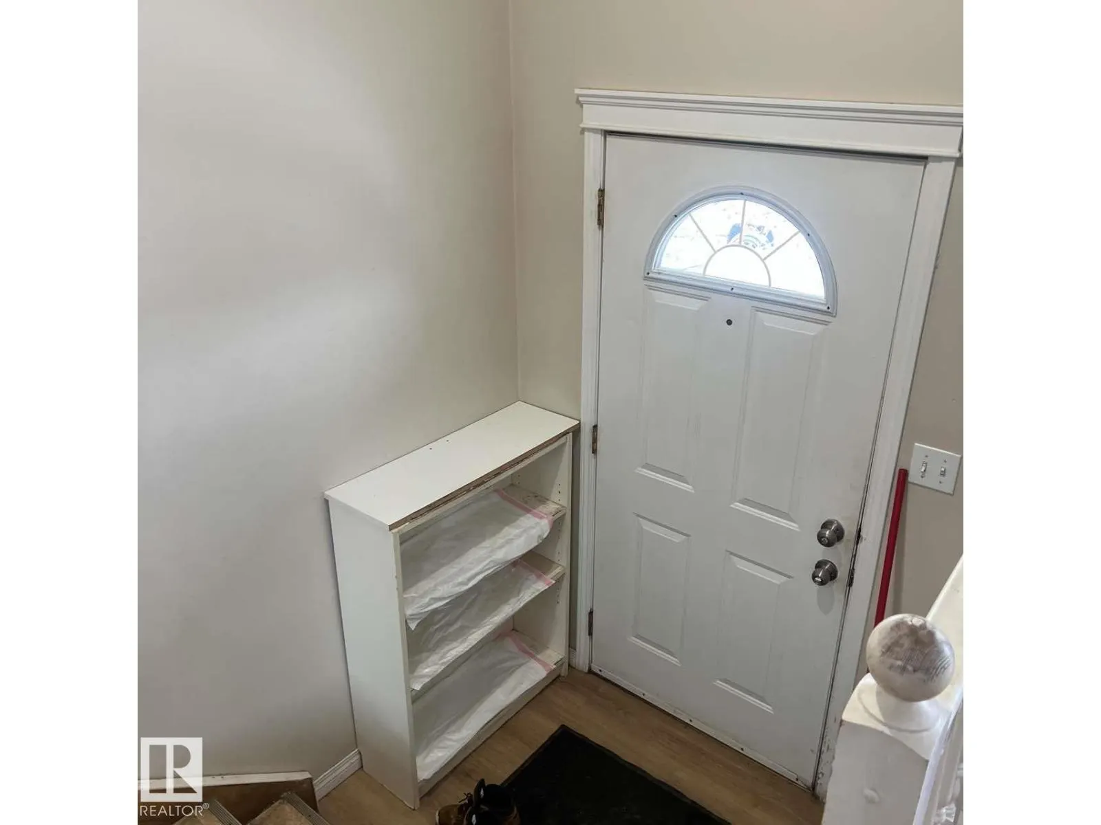 9518 106 AV NW
