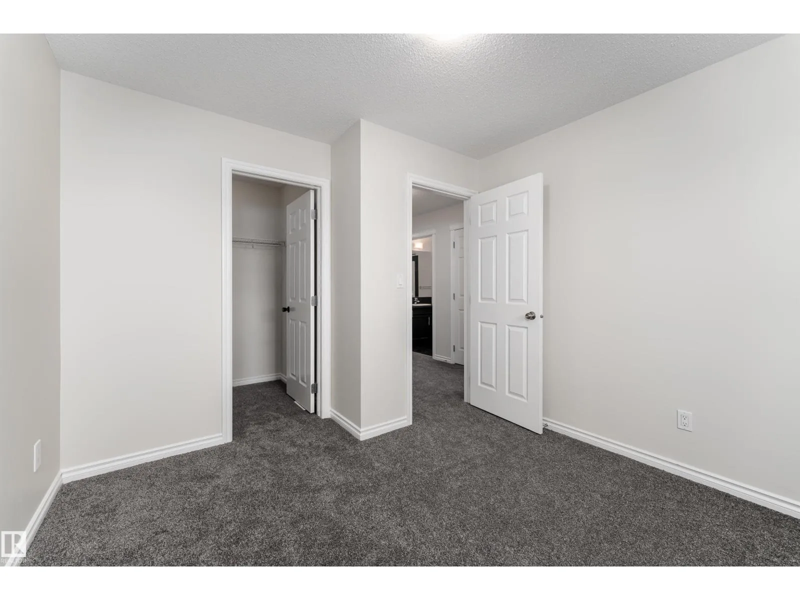 1075 MCCONACHIE BV NW