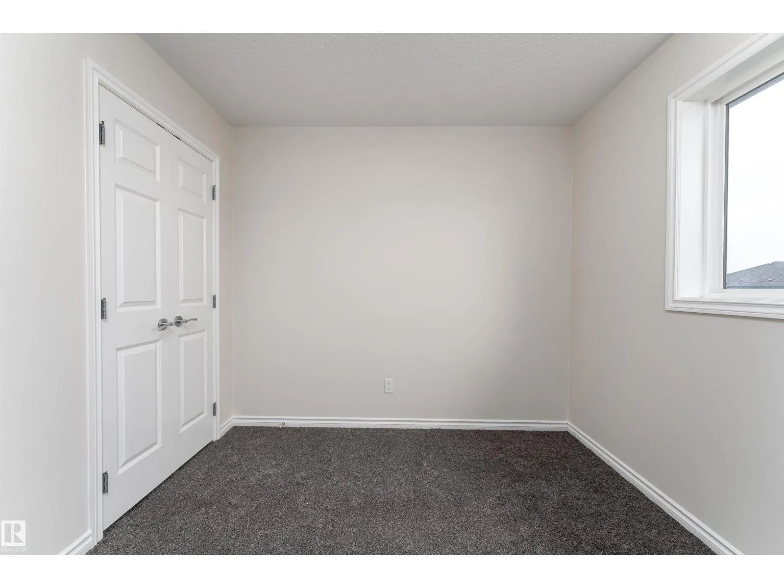 1075 MCCONACHIE BV NW