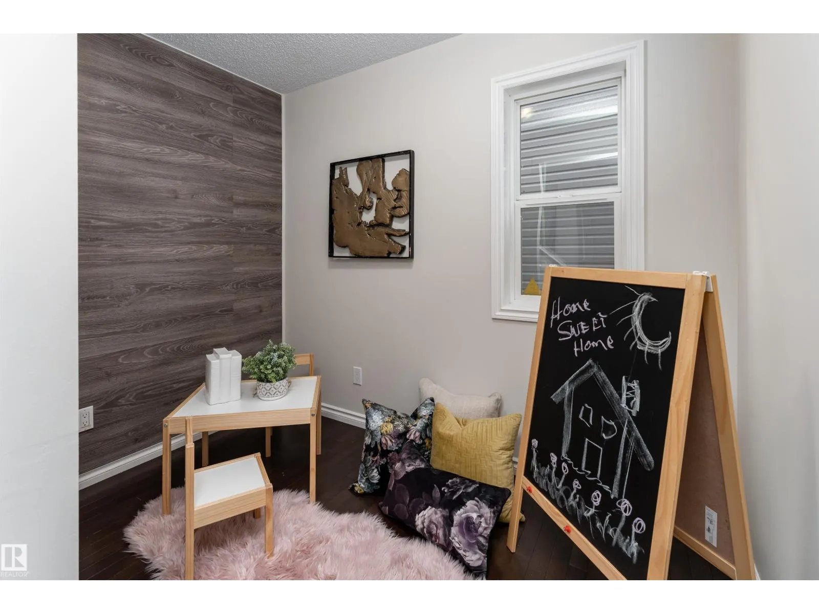 1075 MCCONACHIE BV NW