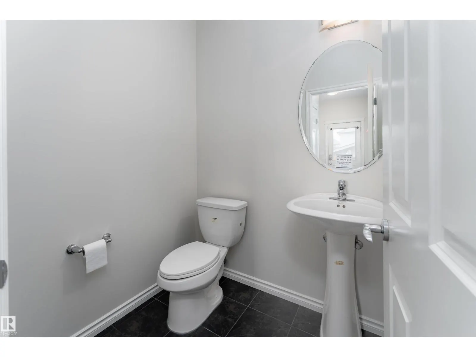 1075 MCCONACHIE BV NW