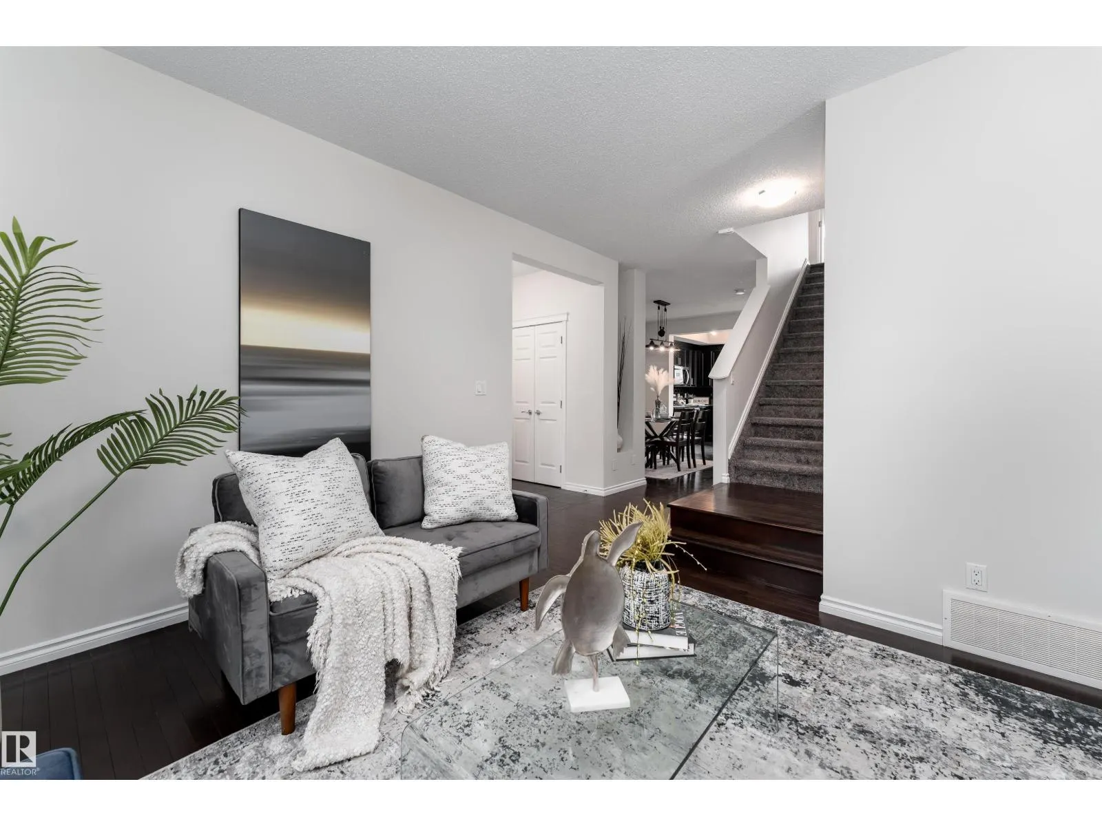 1075 MCCONACHIE BV NW