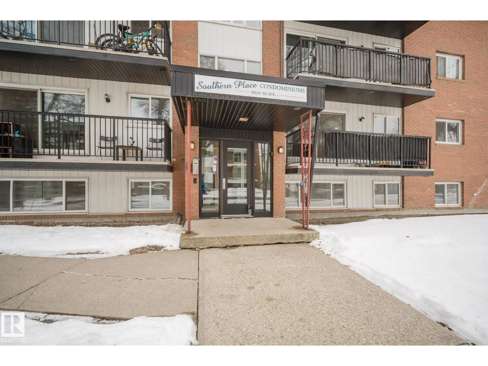 10149 83 AV NW