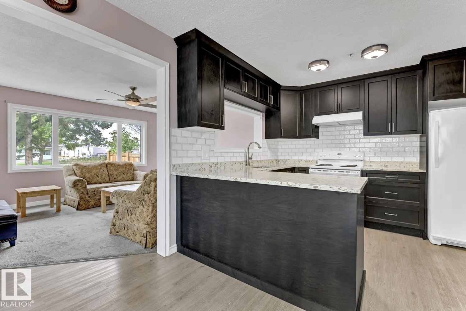 4911 106 ST NW