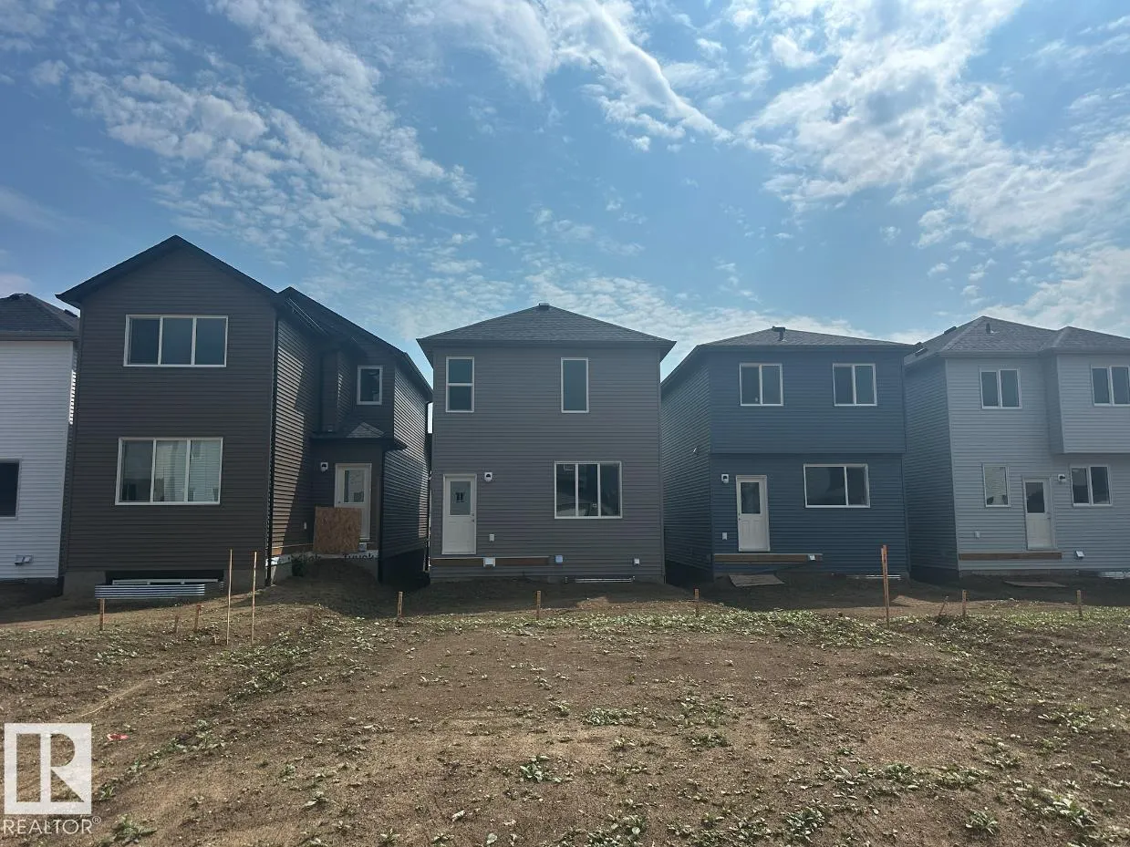 9336 221 ST NW