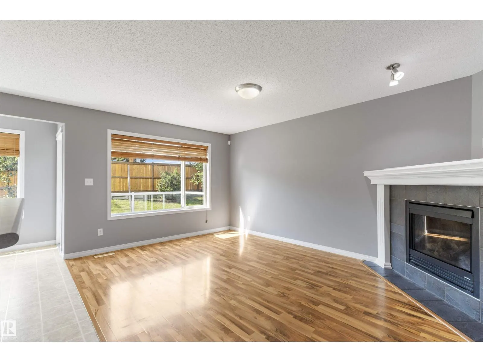 367 SUMMERTON CR