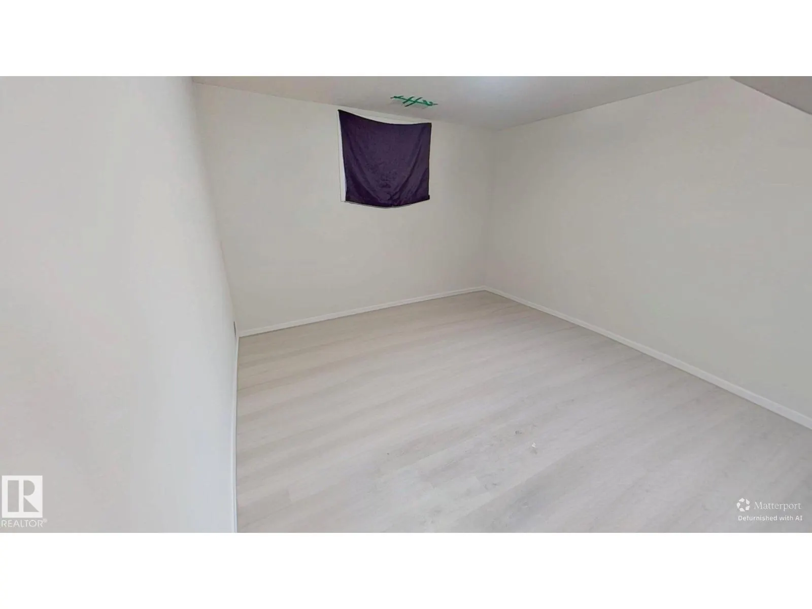 10627 76 AV NW