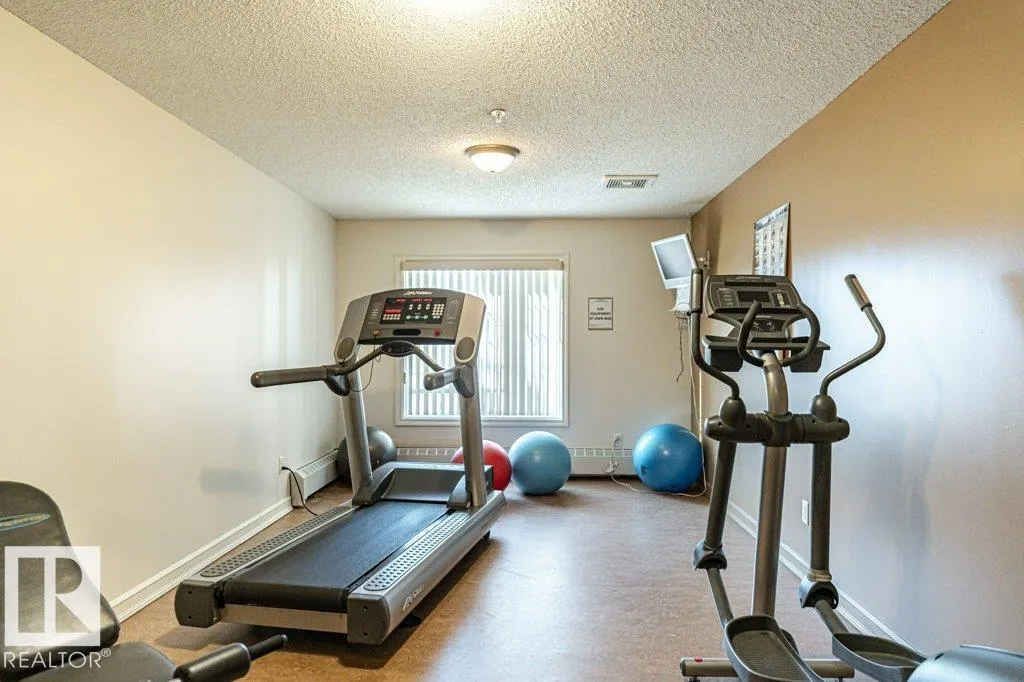 #402 13830 150 AV NW