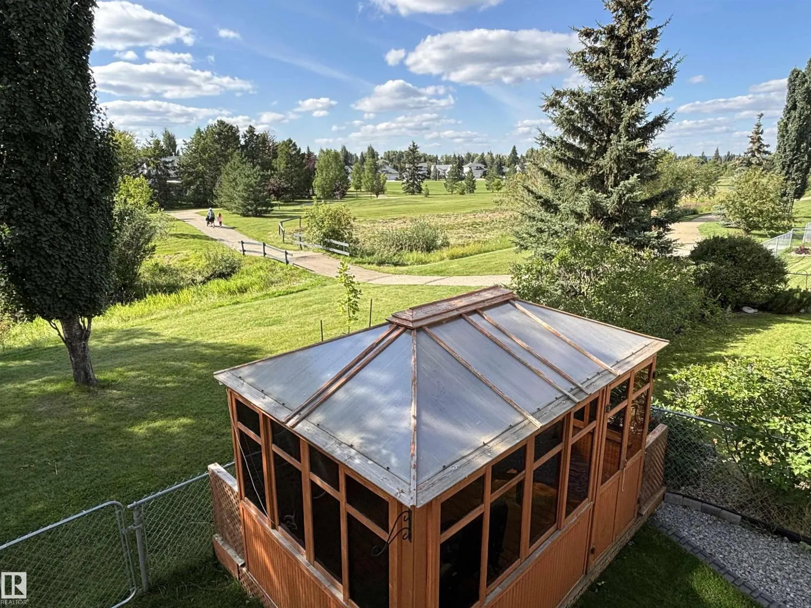 27 HALDEN CR