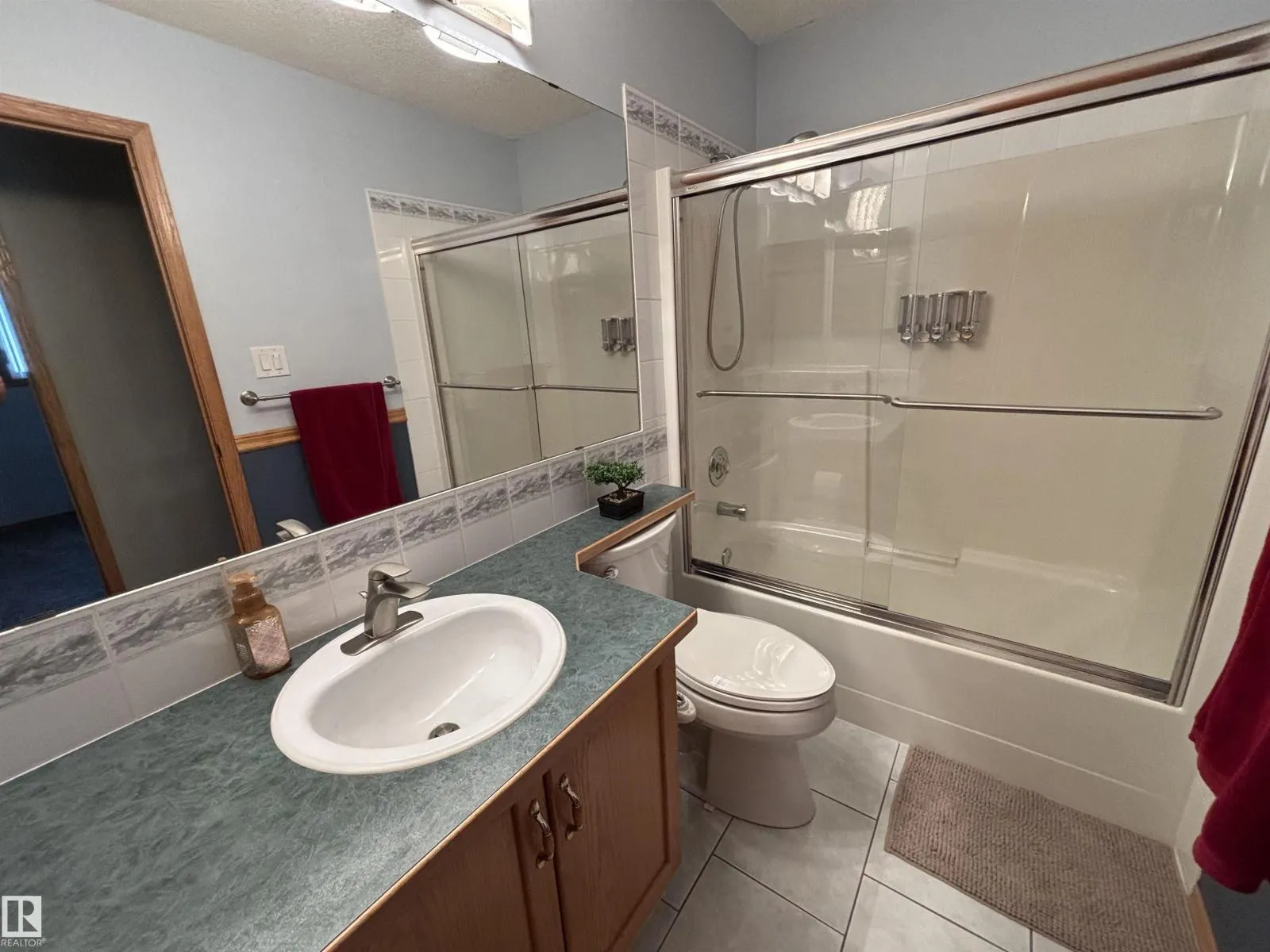 27 HALDEN CR