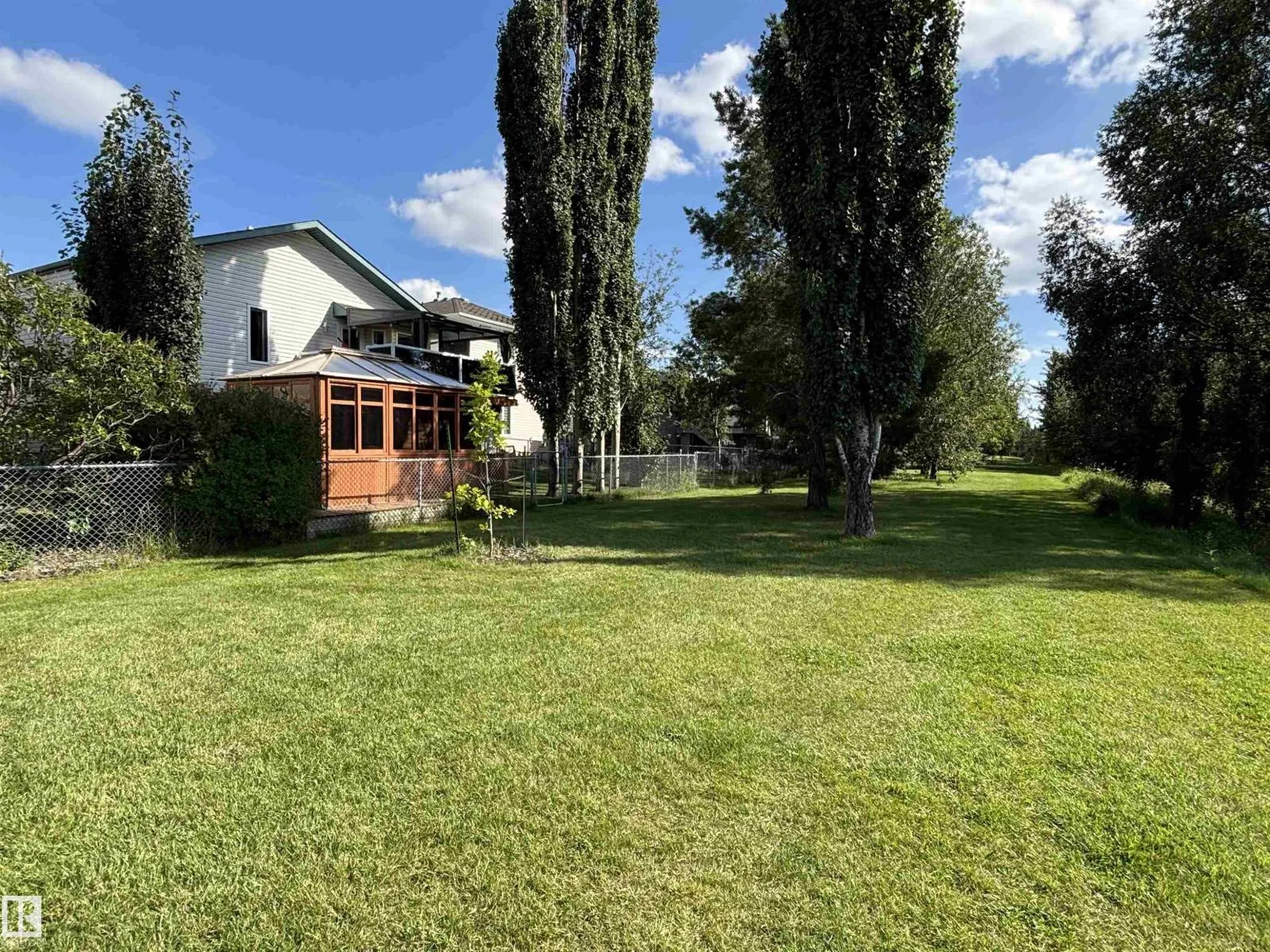 27 HALDEN CR