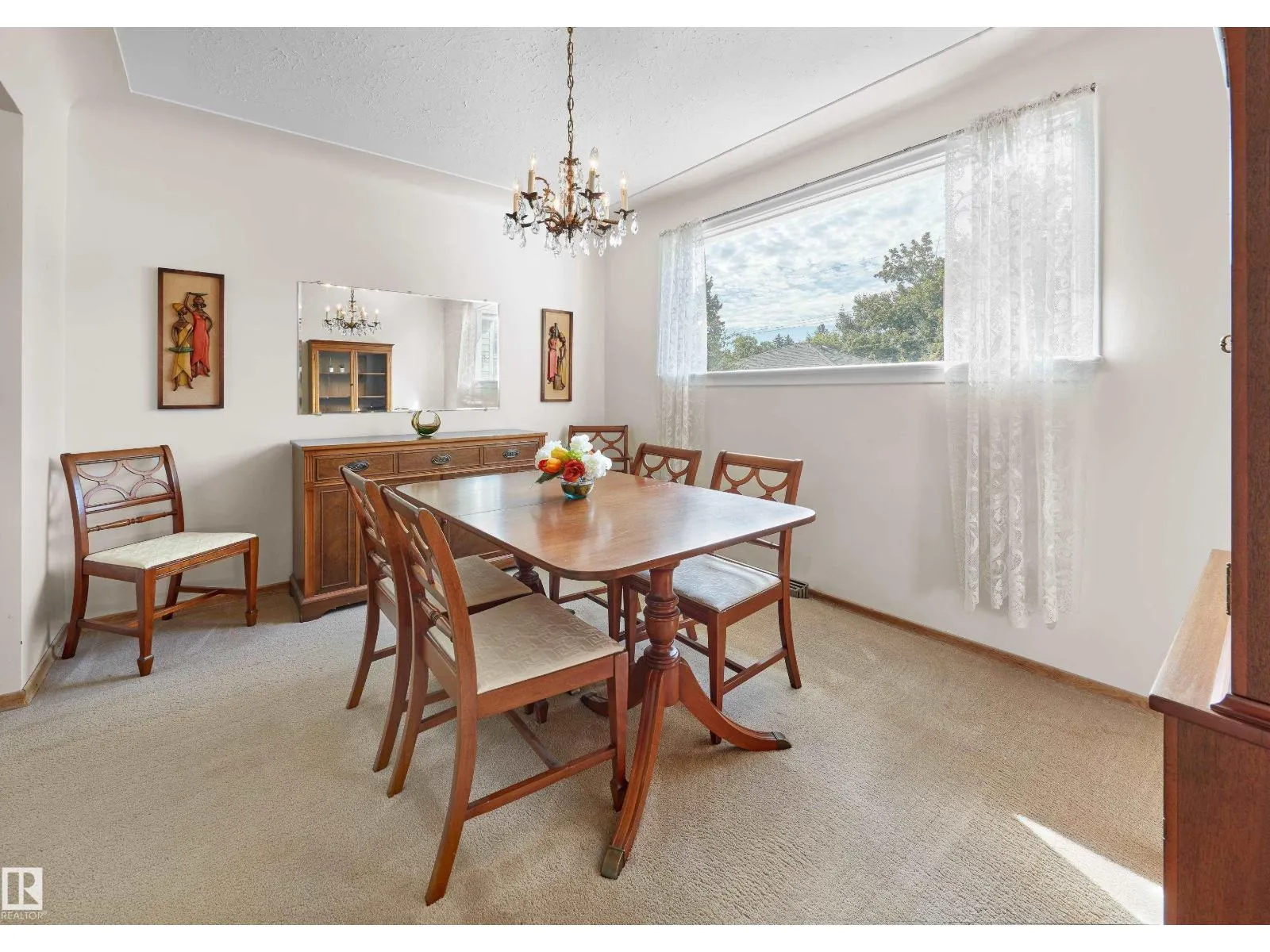 11127 71 AV NW