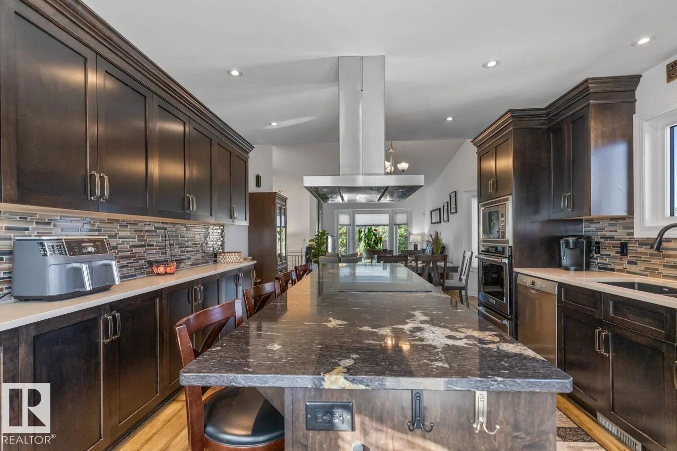 162 DARLINGTON DR