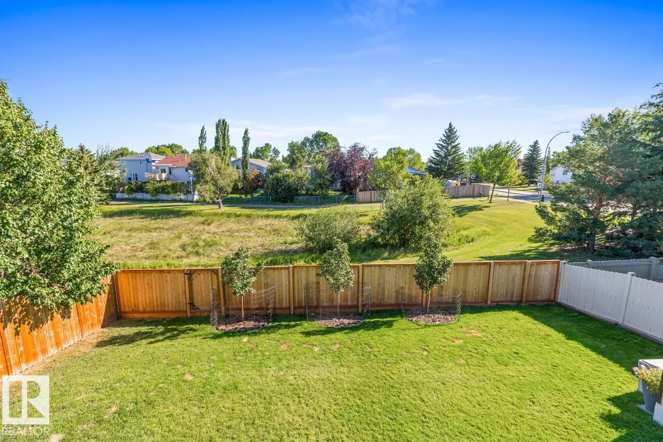 162 DARLINGTON DR