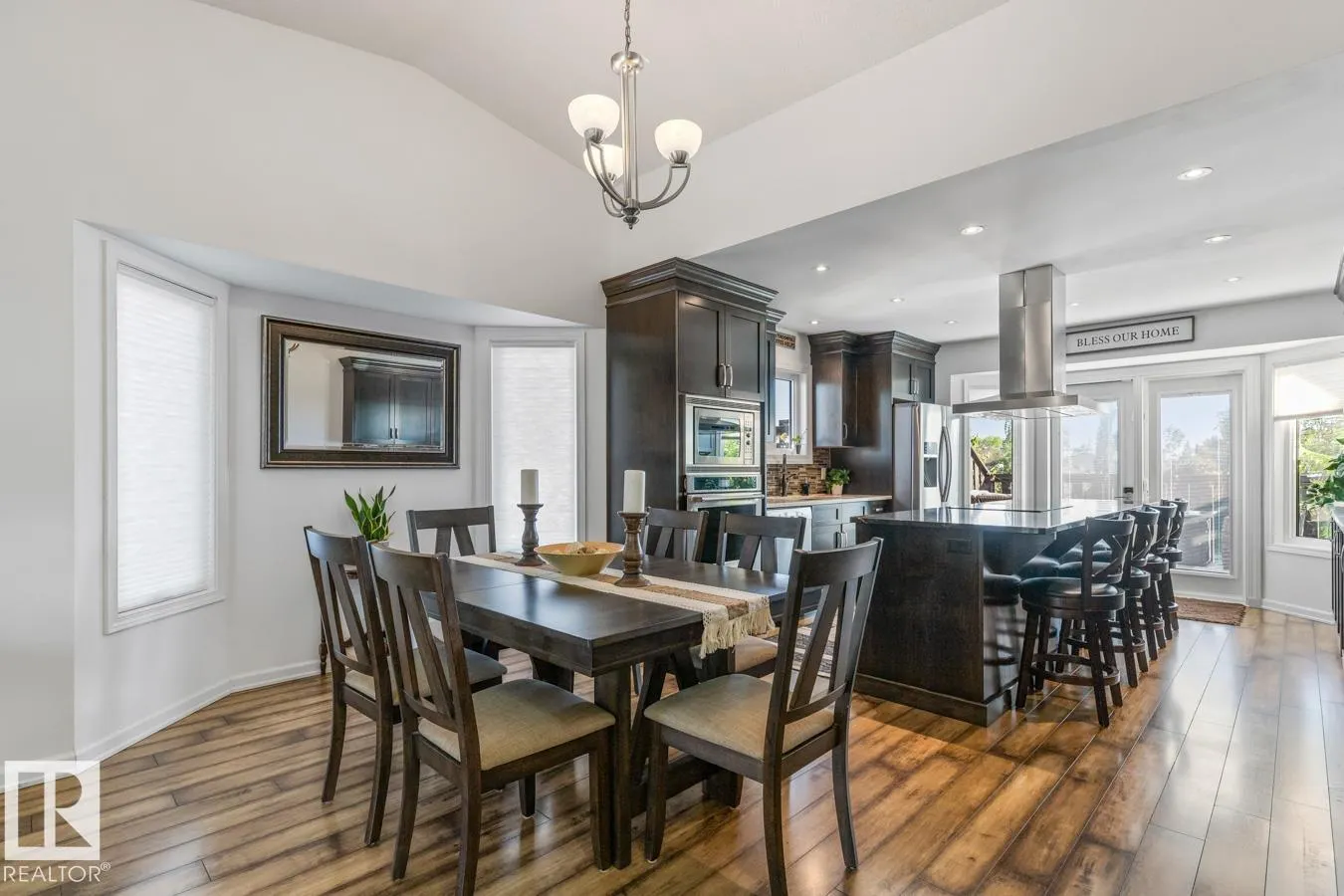 162 DARLINGTON DR