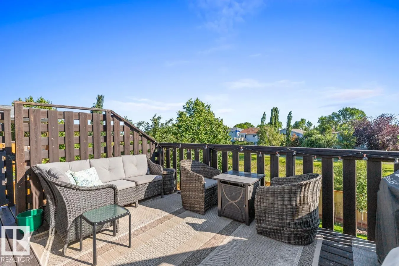 162 DARLINGTON DR
