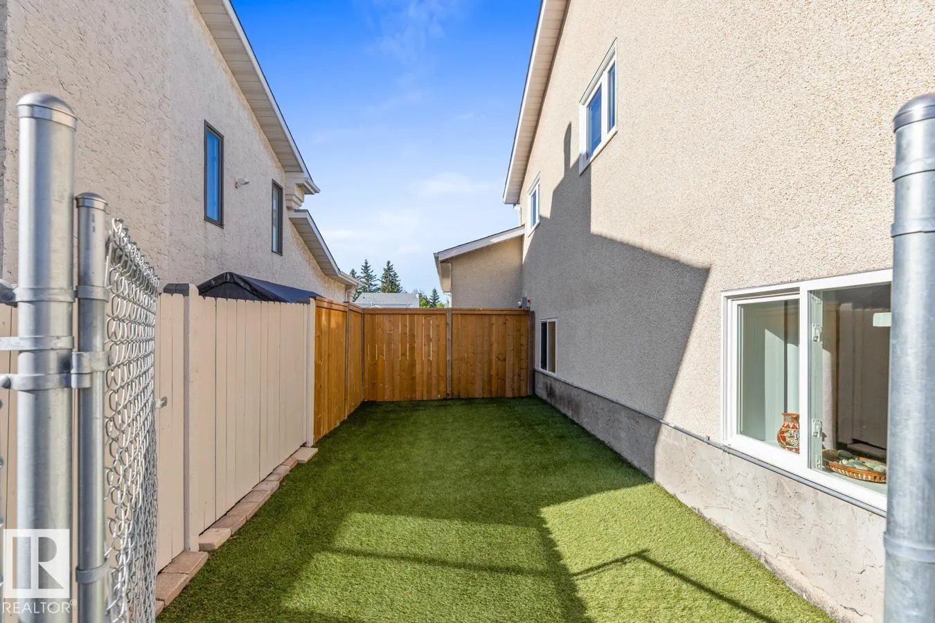 162 DARLINGTON DR