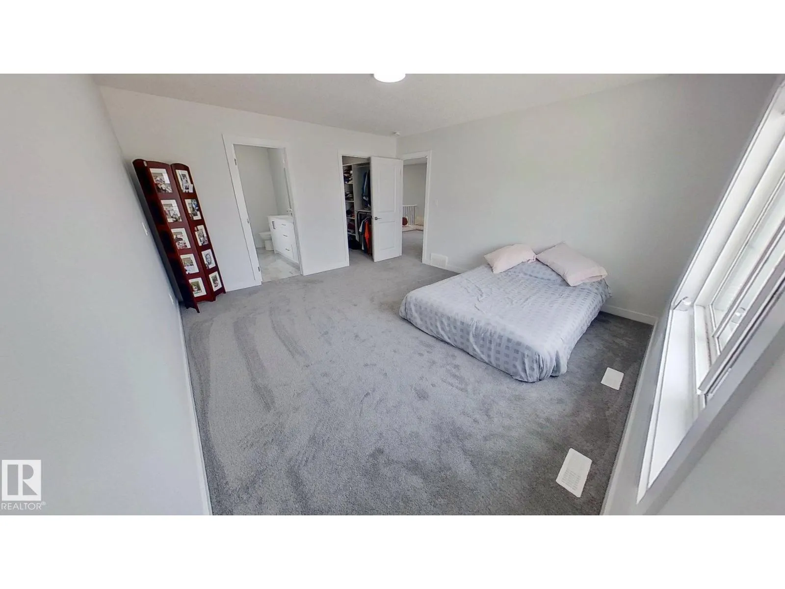 4509 170A AV NW
