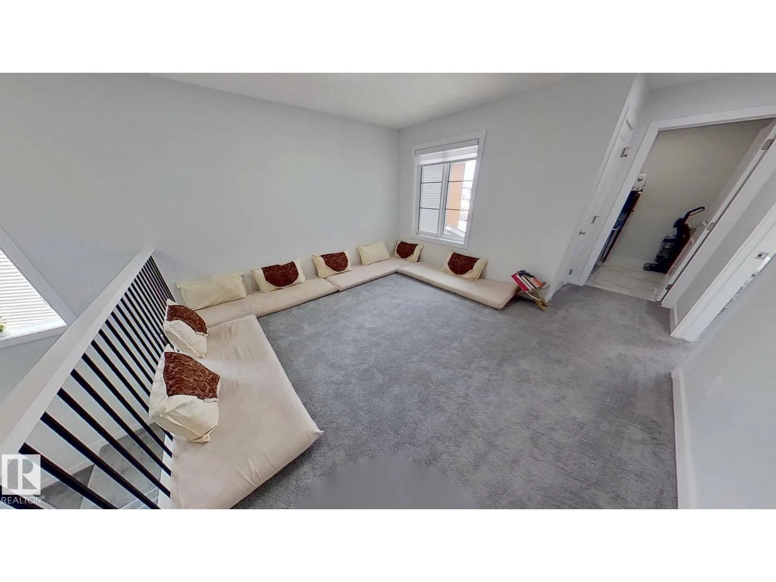 4509 170A AV NW