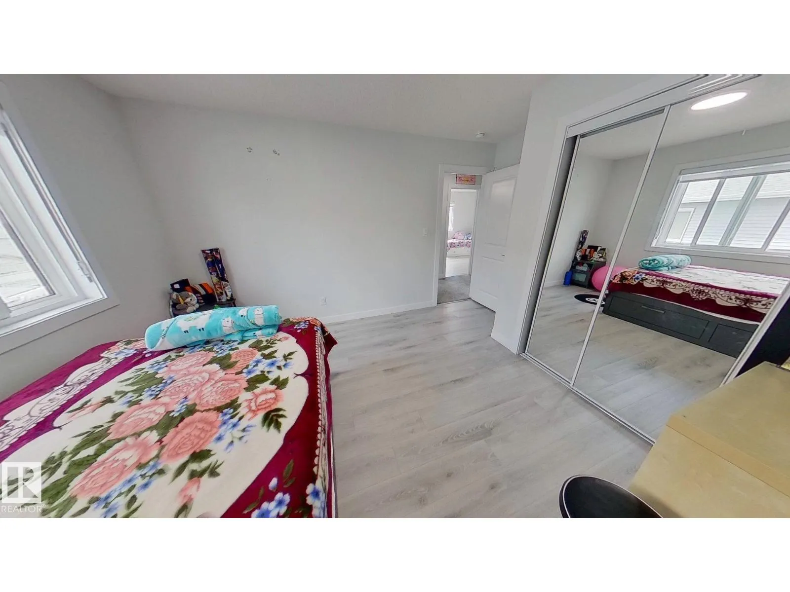 4509 170A AV NW
