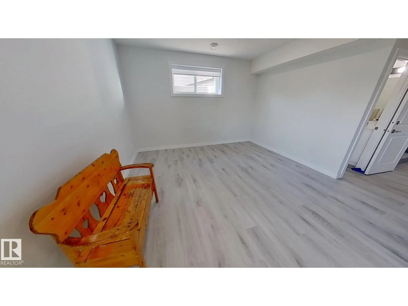 4509 170A AV NW