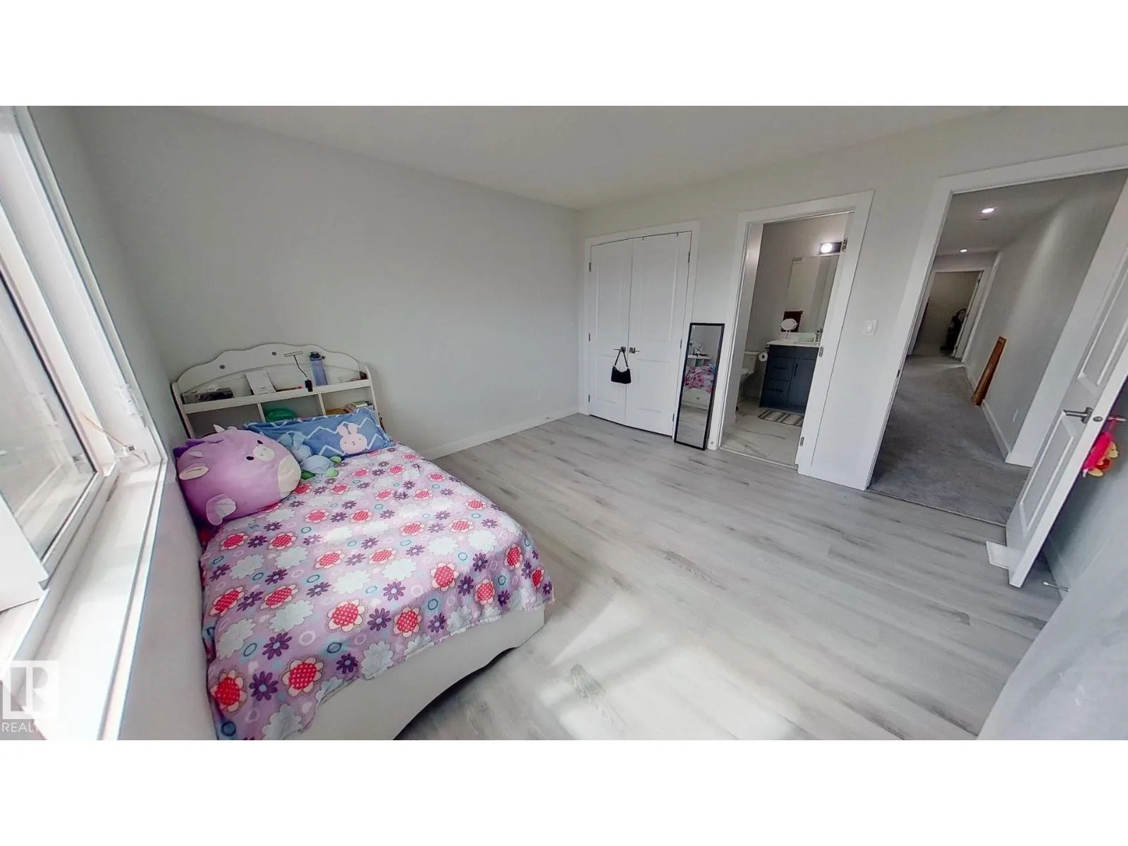 4509 170A AV NW