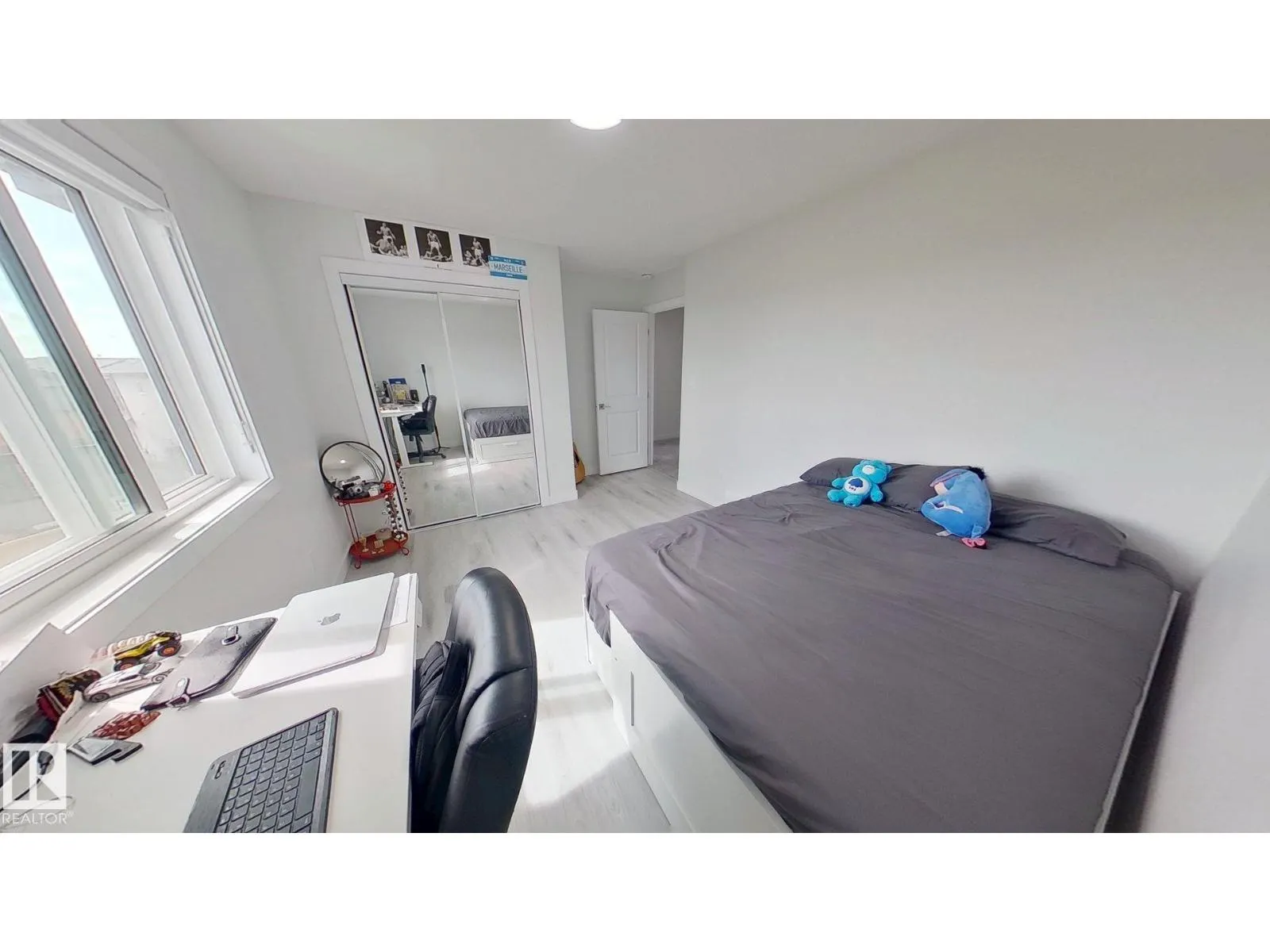 4509 170A AV NW