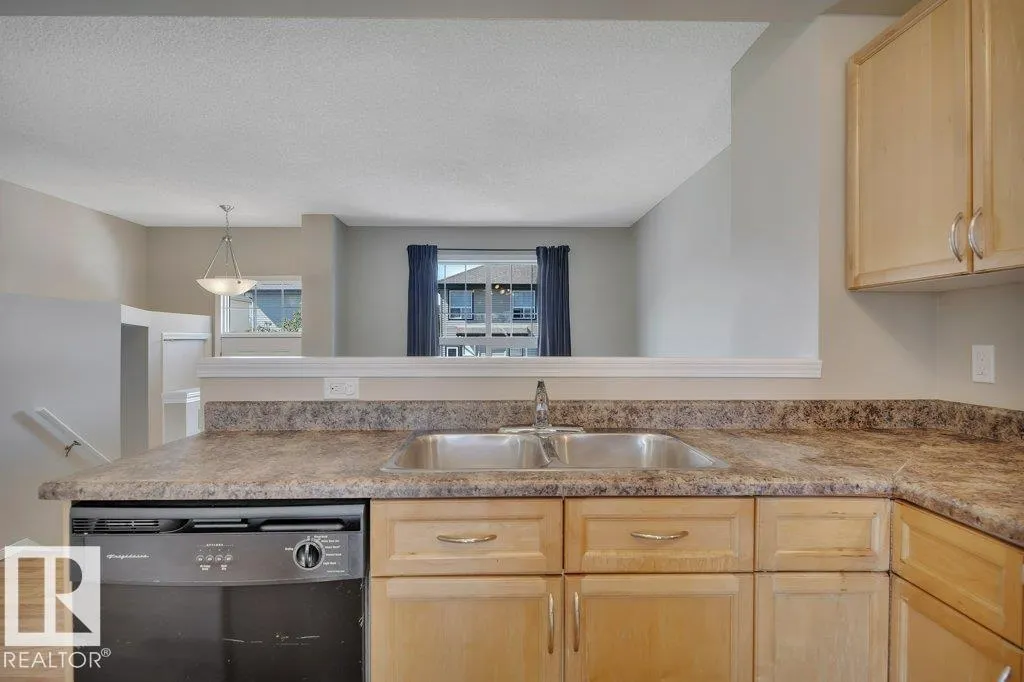 #73 5604 199 ST NW