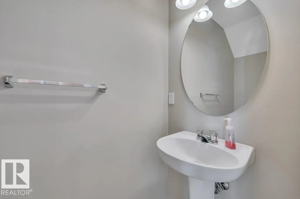 #73 5604 199 ST NW
