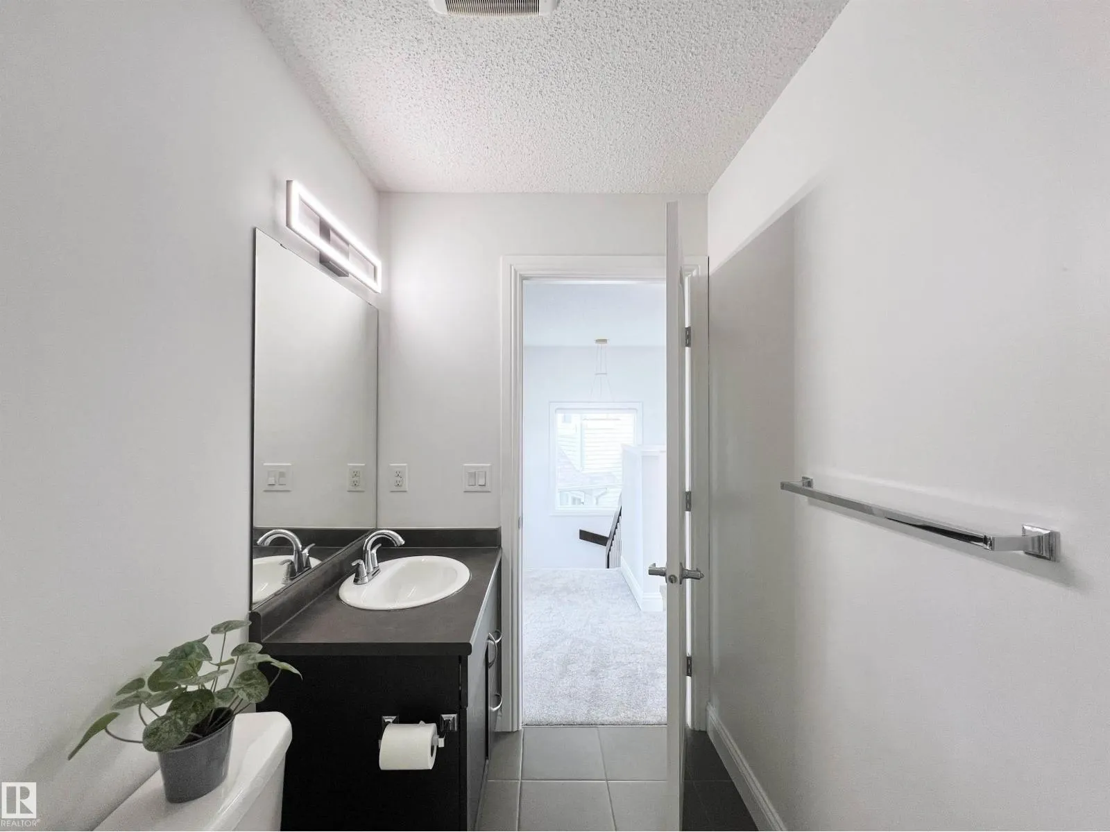 11528 16 AV SW