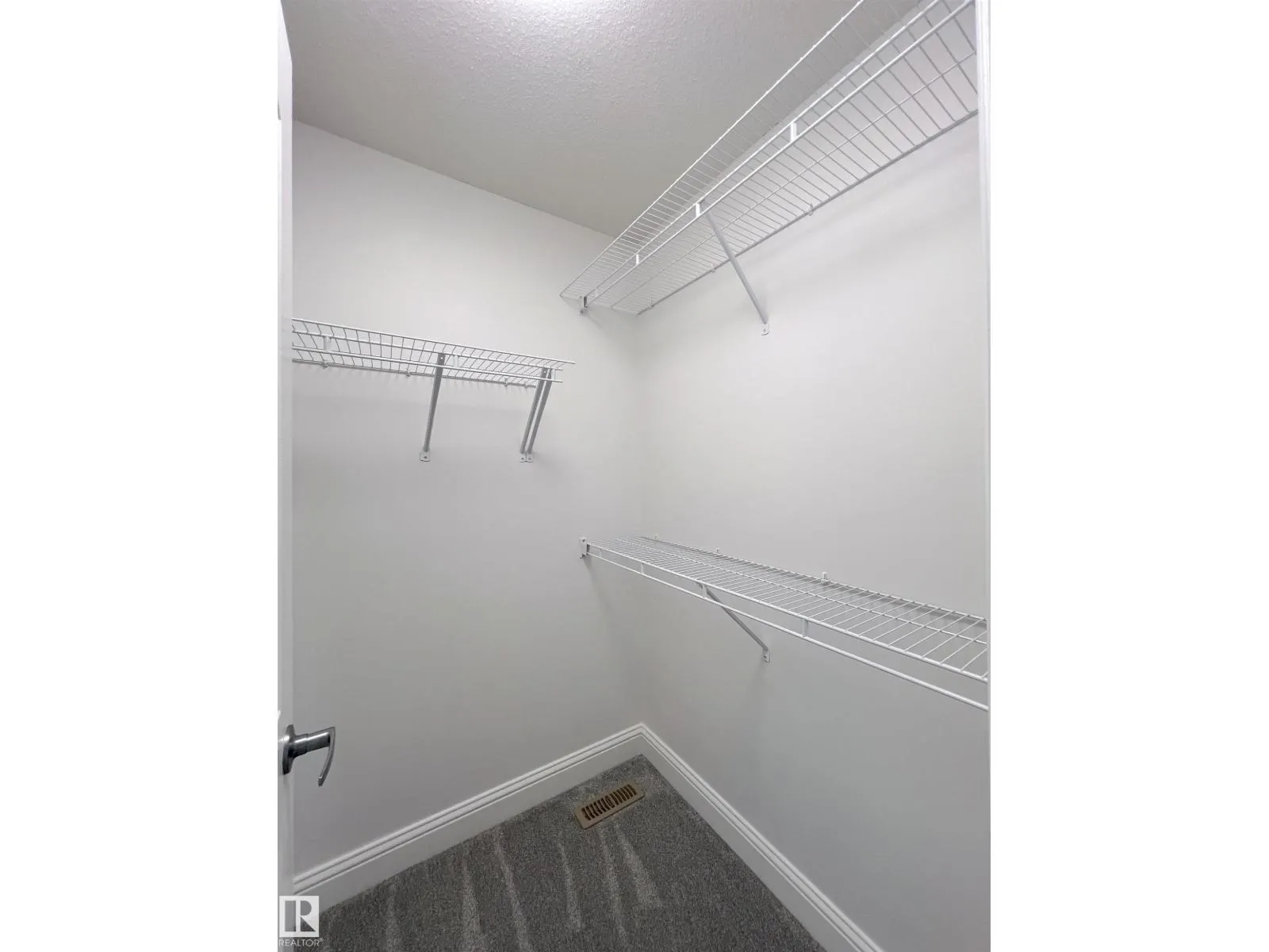 11528 16 AV SW