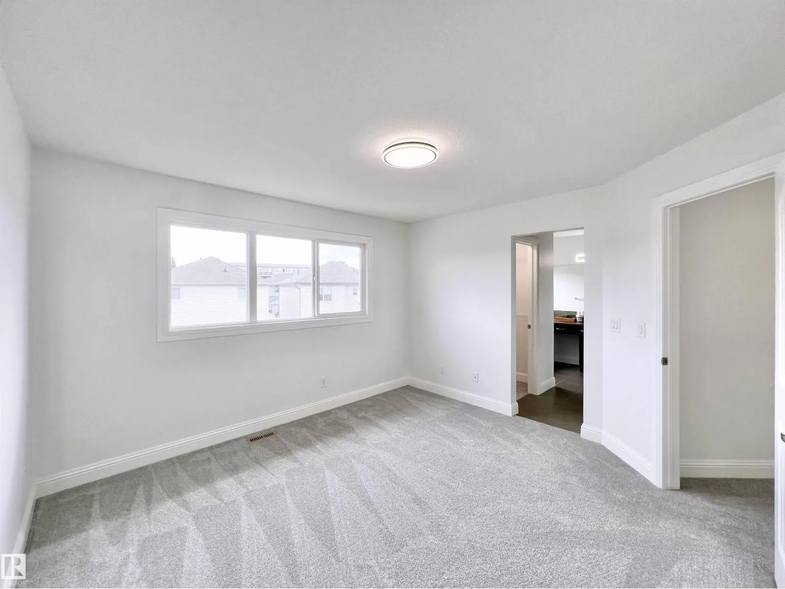 11528 16 AV SW