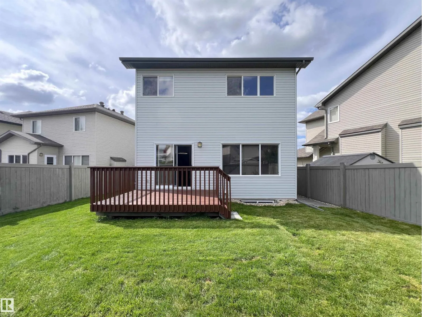 11528 16 AV SW