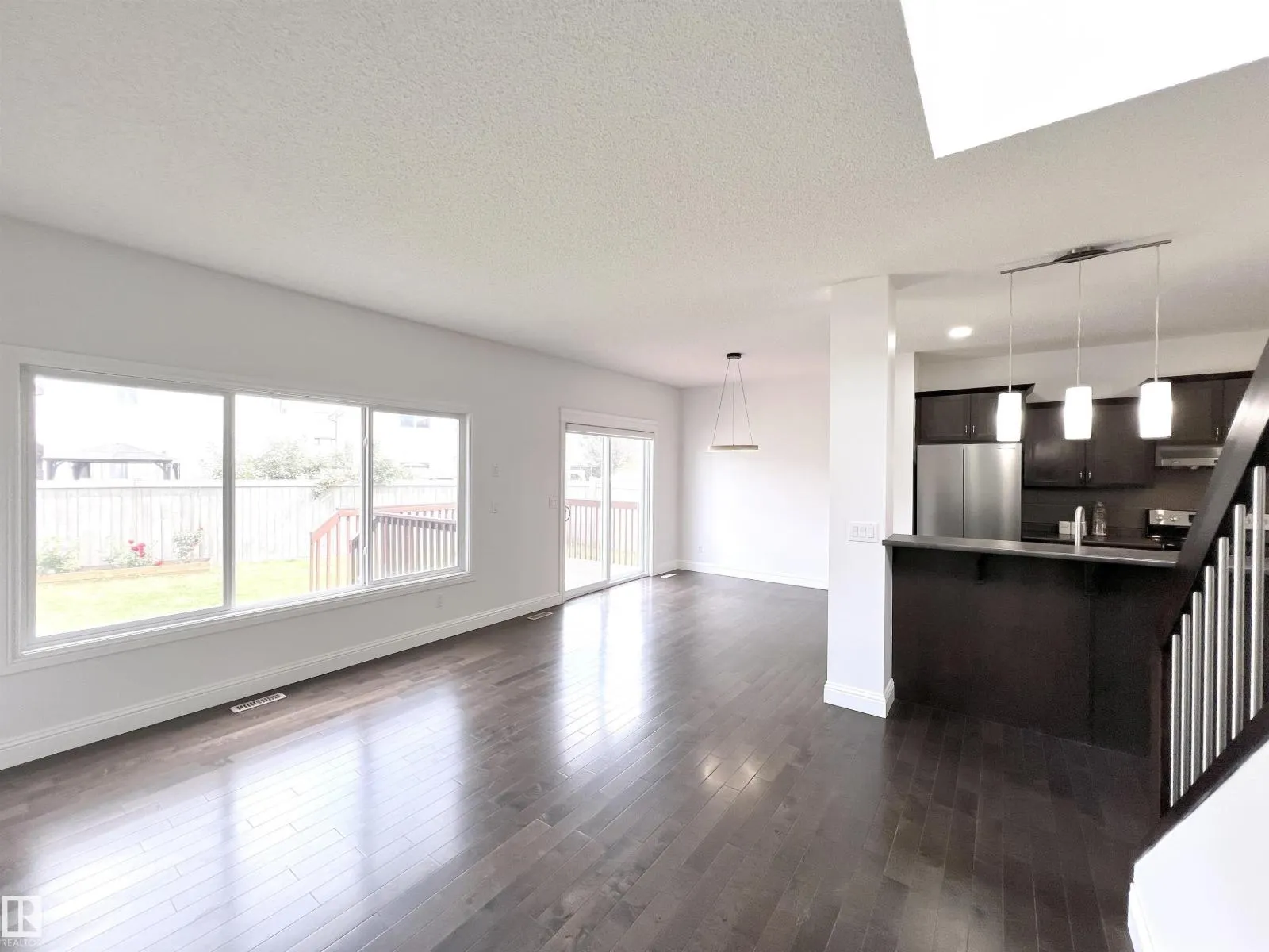 11528 16 AV SW