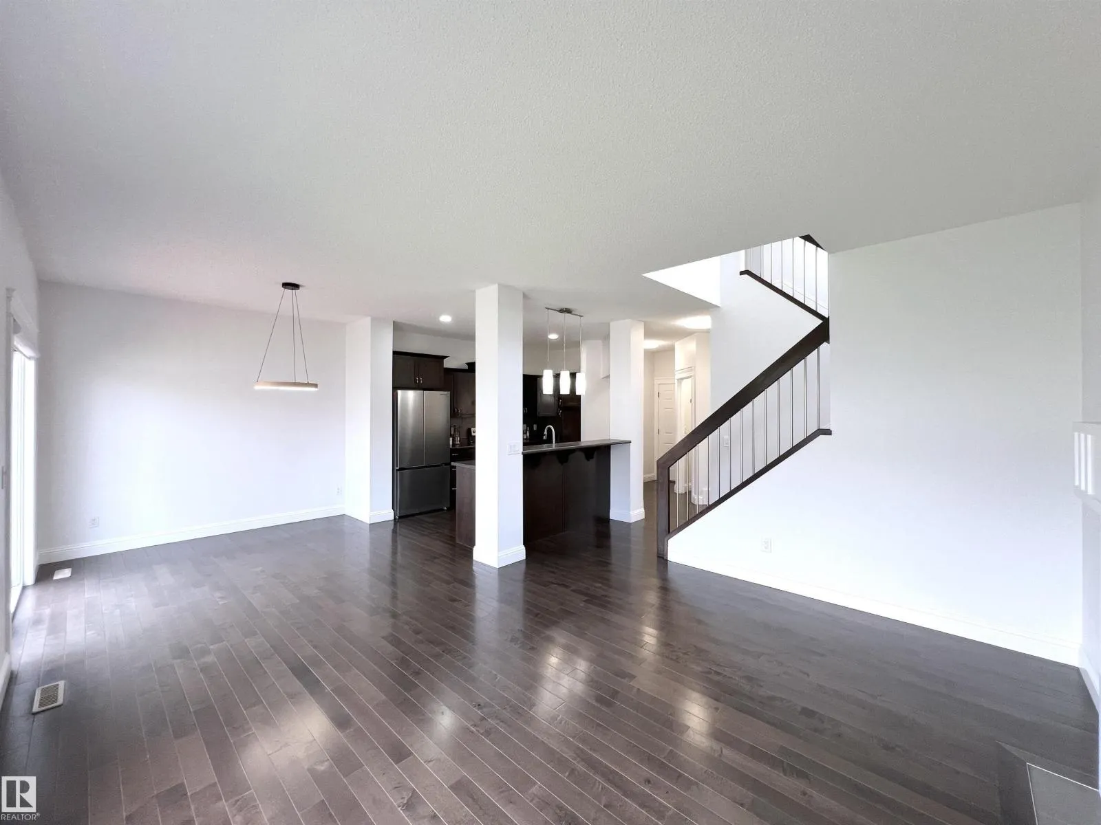 11528 16 AV SW