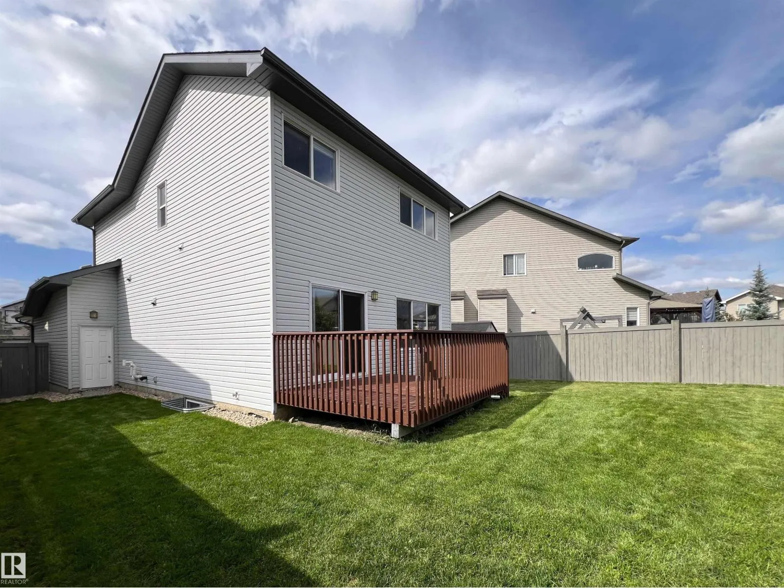11528 16 AV SW