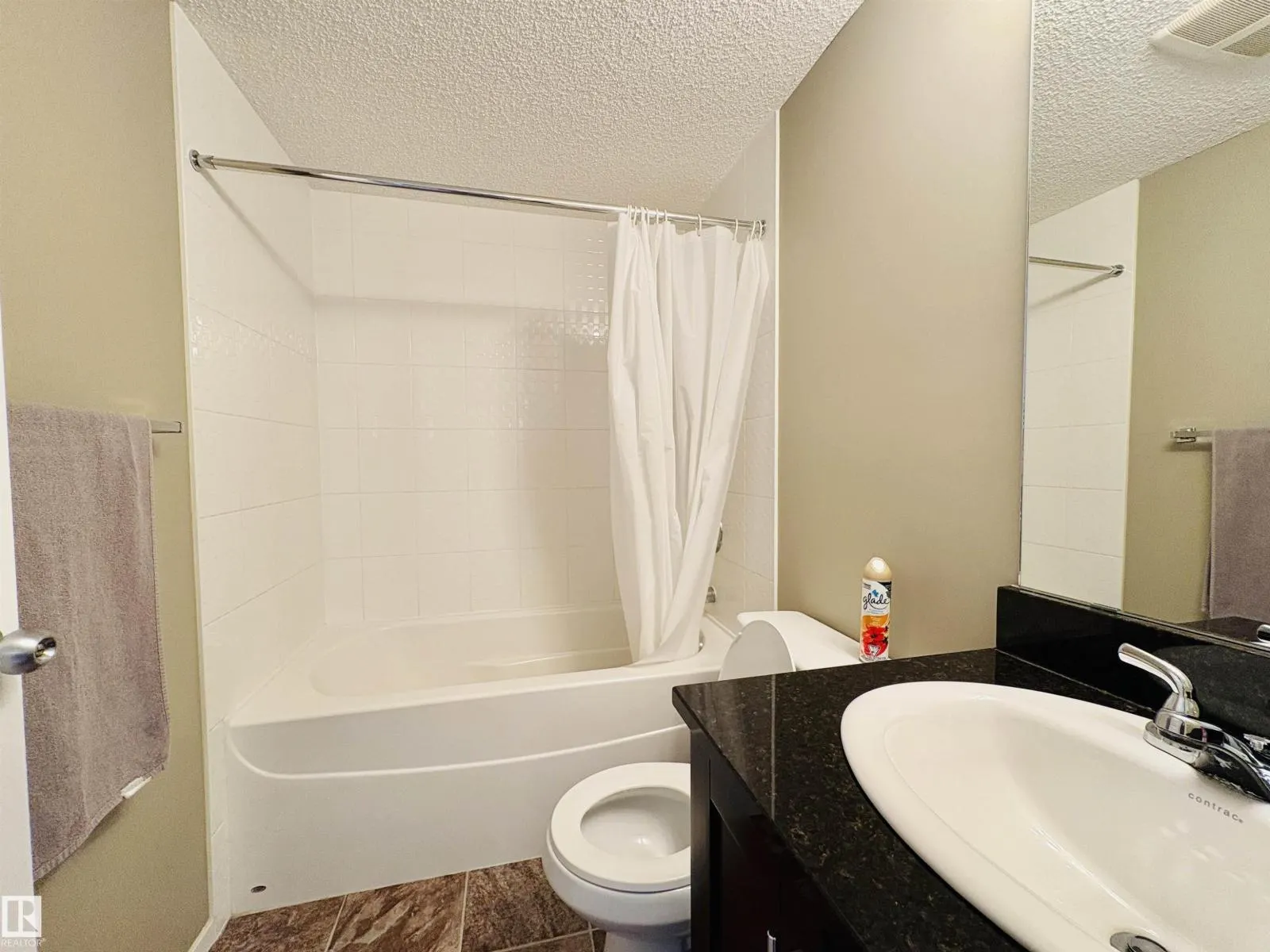 #409 5370 CHAPPELLE RD SW
