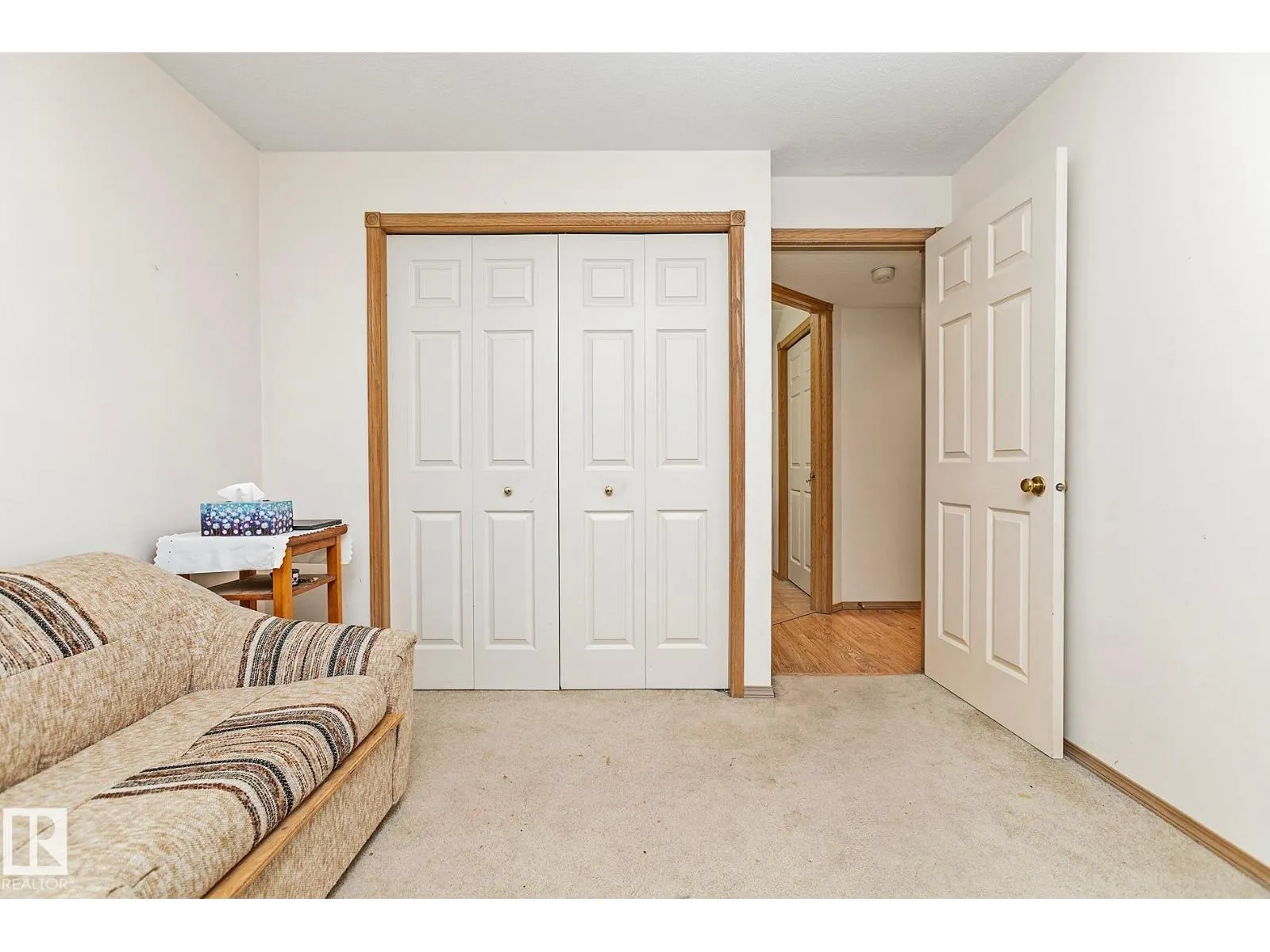 44 CHARLTON RD