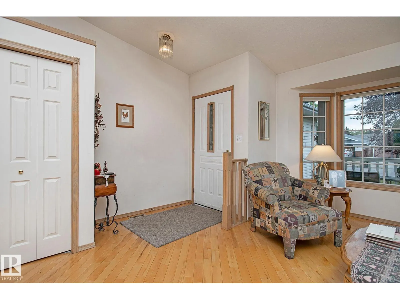 44 CHARLTON RD