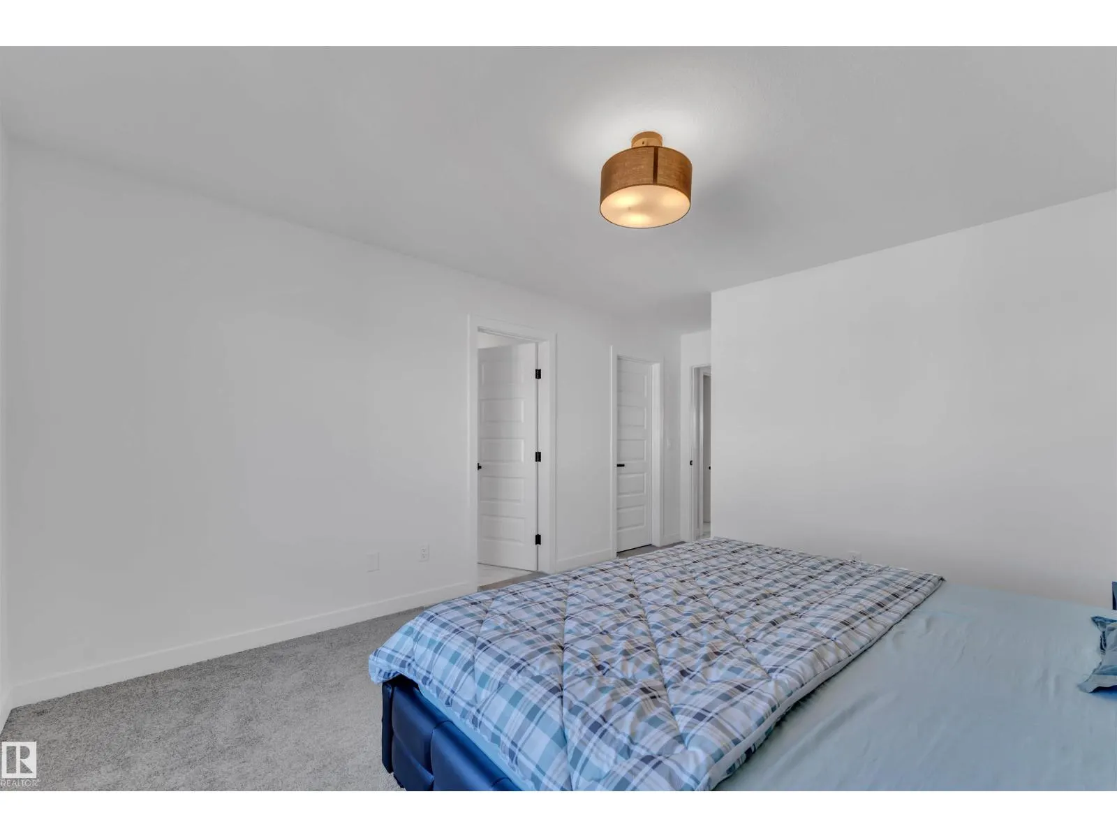 2134 14A AV NW
