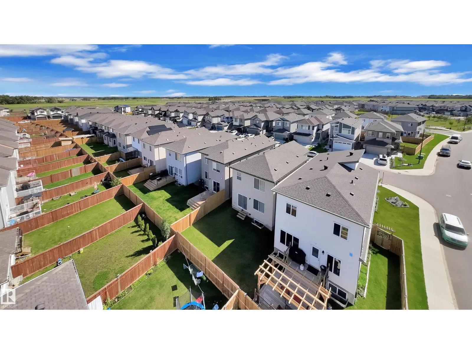 2134 14A AV NW