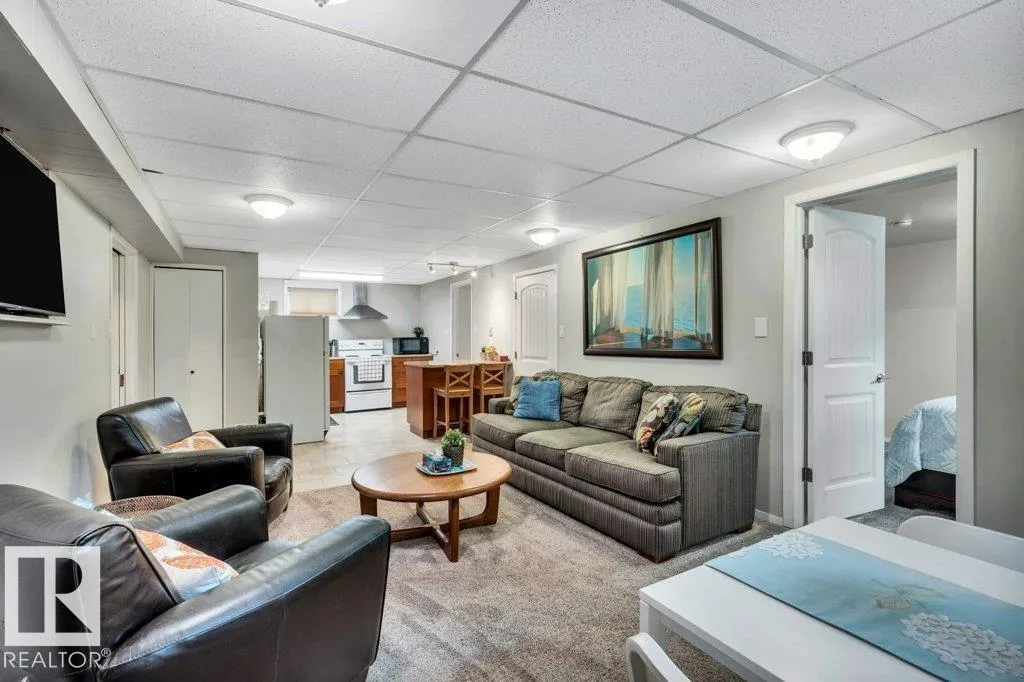 13824 110A AV NW NW
